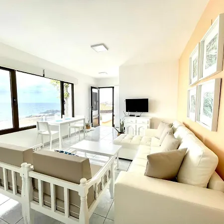 Bungalow Con Vistas Al Mar,freewifi, Terraza, Playa Cerca Apartamento