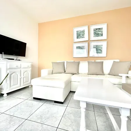 Bungalow Con Vistas Al Mar,freewifi, Terraza, Playa Cerca Apartamento