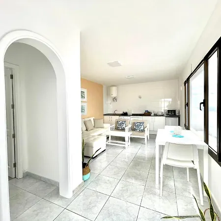 Apartamento Bungalow Con Vistas Al Mar,freewifi, Terraza, Playa Cerca *