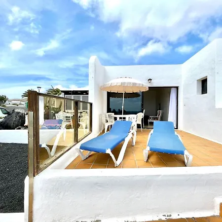 Bungalow Con Vistas Al Mar,freewifi, Terraza, Playa Cerca * Charco del Palo
