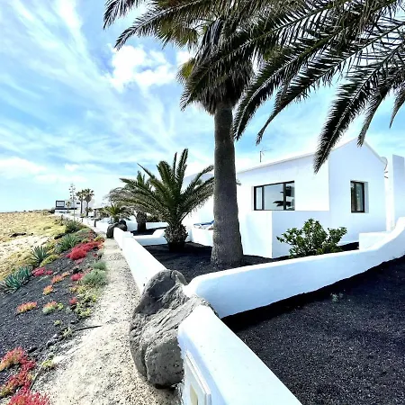 Bungalow Con Vistas Al Mar,freewifi, Terraza, Playa Cerca Charco del Palo