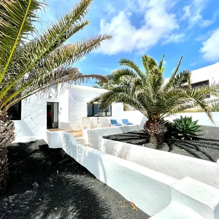 Bungalow Con Vistas Al Mar,freewifi, Terraza, Playa Cerca Appartement